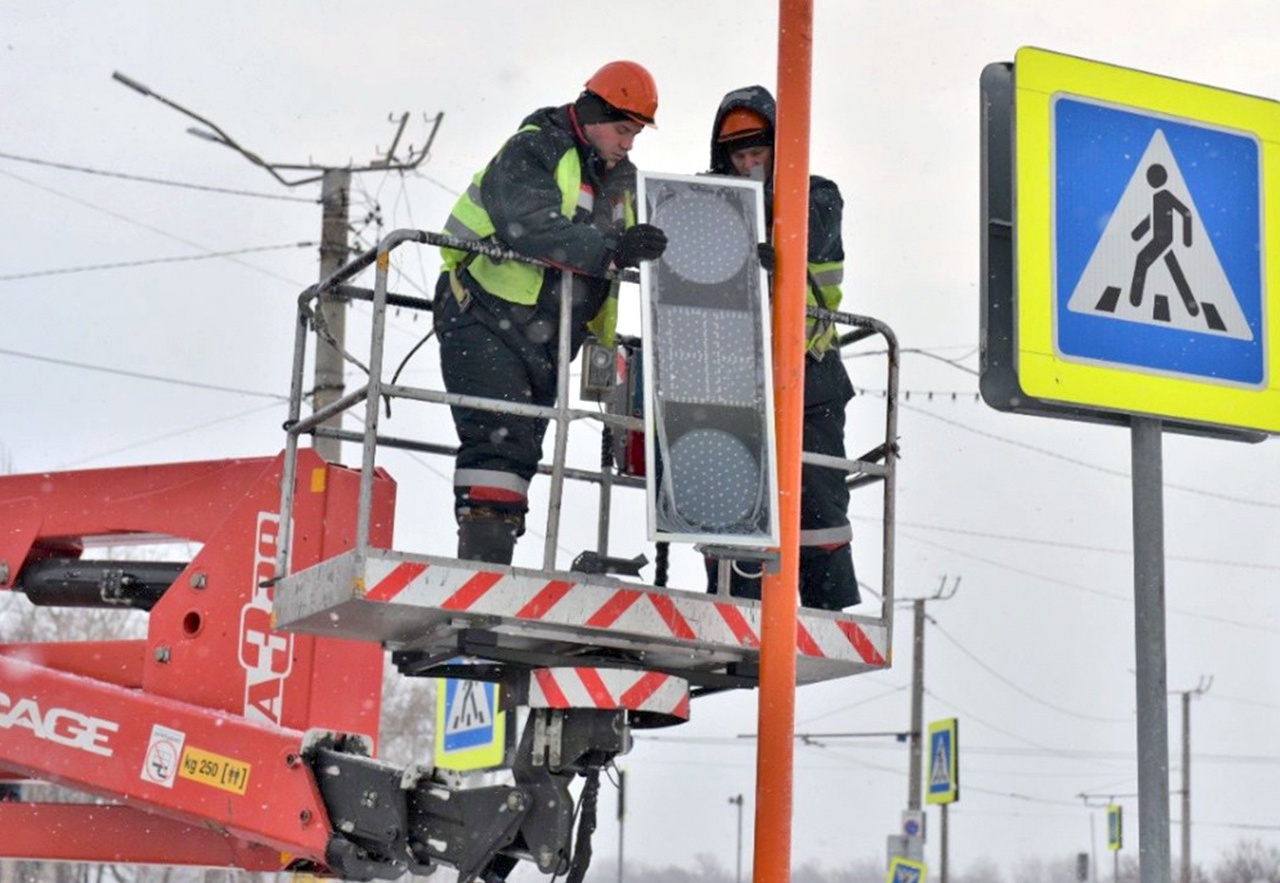 В Барнауле модернизируют светофорные объекты